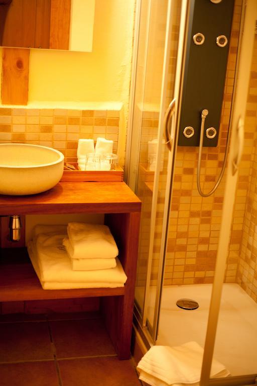 Mas Del Bot Guest House Valderrobres Room photo